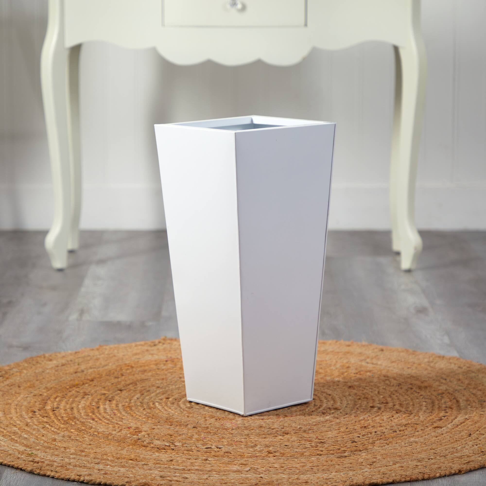 22" White Decorative Metal Tower Planter